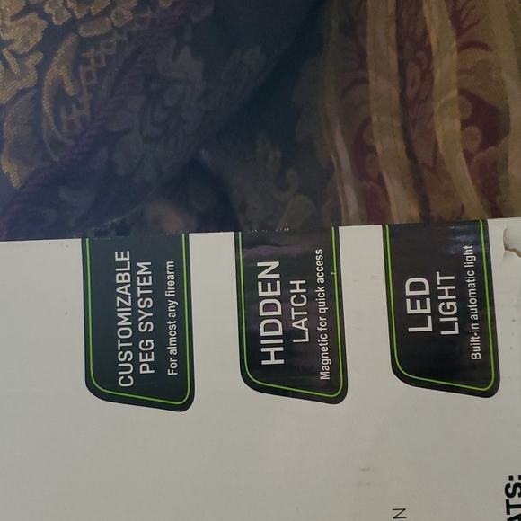 Frontgate storage shelf self explained - Picture 3 of 12